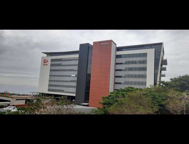 172M² OFFICE TO LET IN UMHLANGA RIDGESIDE